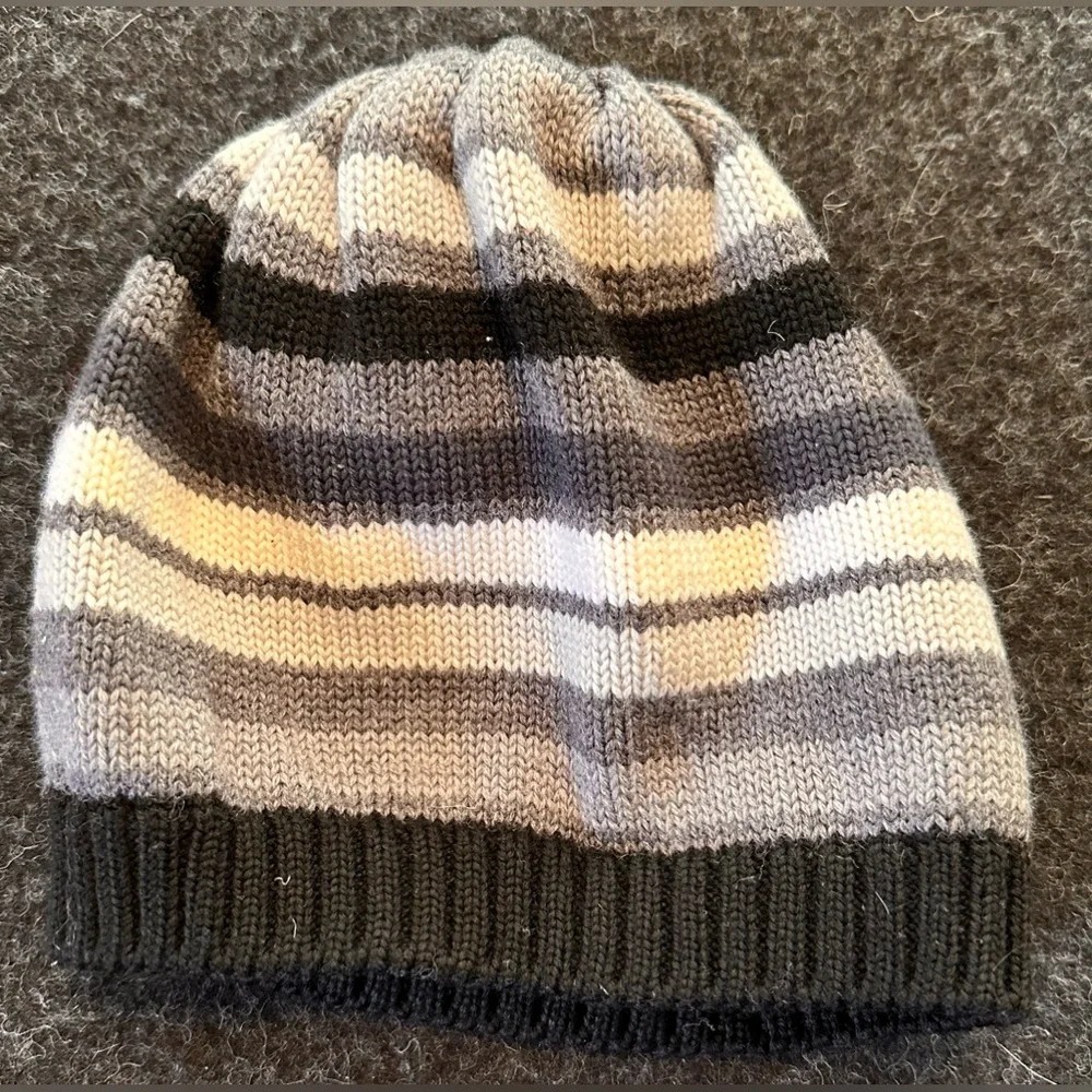 KIDS CATYA BLACK, GRAY & WHITE STRIPED MERINO WOOL BEANIE HAT - SIZE 6